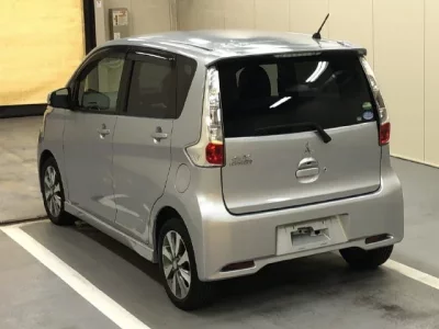 Mitsubishi EK CUSTOM
