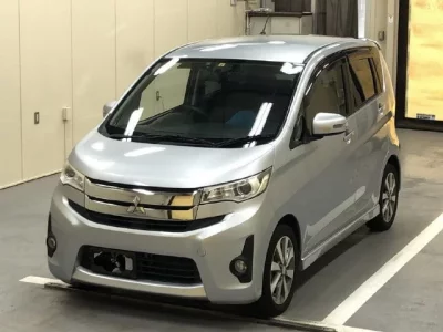 Mitsubishi EK CUSTOM