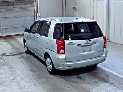 Toyota RAUM