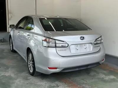 Lexus HS