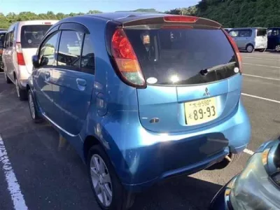 Mitsubishi I