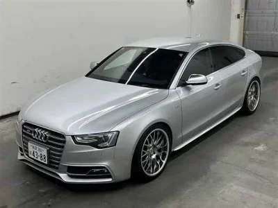 Audi S5