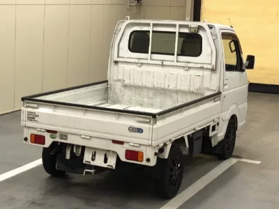 Nissan CLIPPER TRUCK