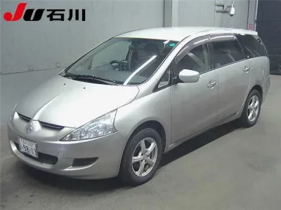Mitsubishi GRANDIS