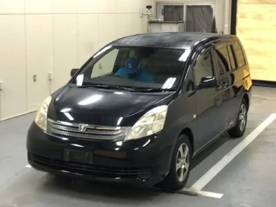 Toyota ISIS