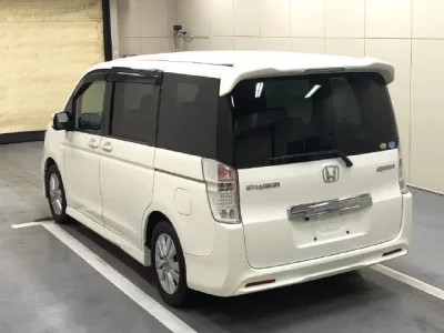 Honda STEP WAGON