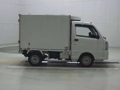 Nissan CLIPPER TRUCK