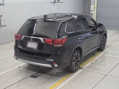 Mitsubishi OUTLANDER PHEV