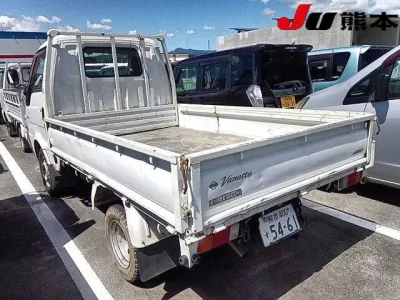 Nissan VANETTE TRUCK