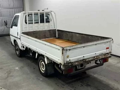 Isuzu TRUCK