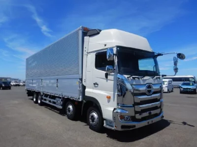 Hino PROFIA