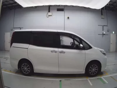 Toyota ESQUIRE