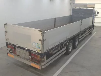 Hino TRUCK