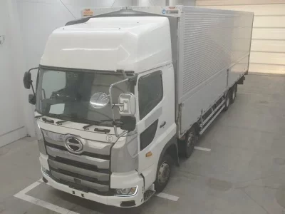 Hino TRUCK