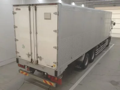 Isuzu TRUCK