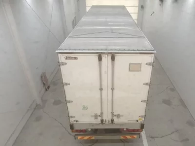 Isuzu TRUCK