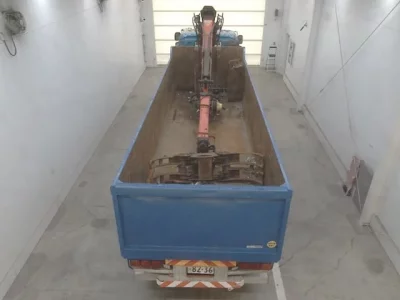 Isuzu TRUCK