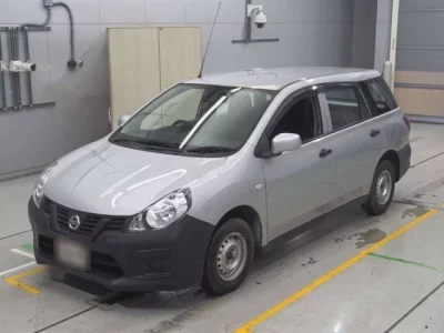 Nissan AD