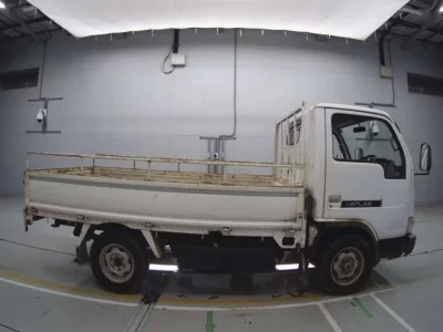 Nissan ATLAS