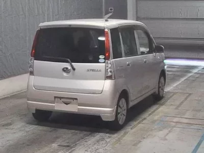 Subaru STELLA