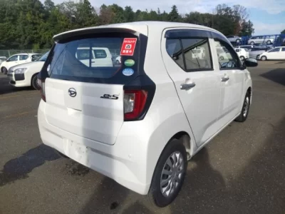 Daihatsu MIRA E S