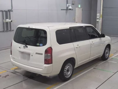 Toyota SUCCEED
