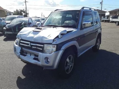 Mitsubishi PAJERO MINI