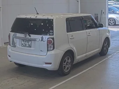 Toyota COROLLA RUMION