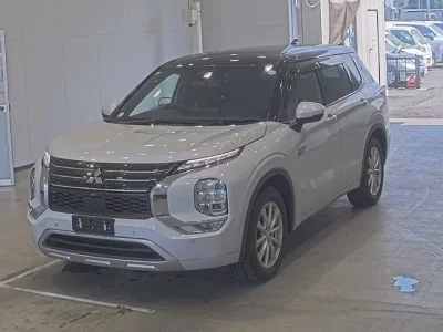 Mitsubishi OUTLANDER PHEV