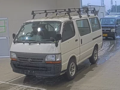 Toyota HIACE VAN