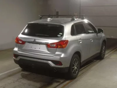 Mitsubishi RVR