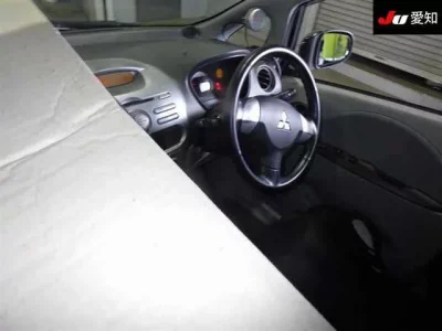 Mitsubishi I