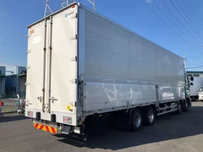 Hino PROFIA