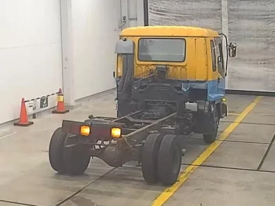 Isuzu FORWARD