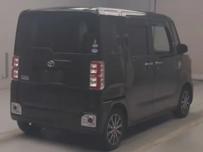 Toyota PIXIS MEGA