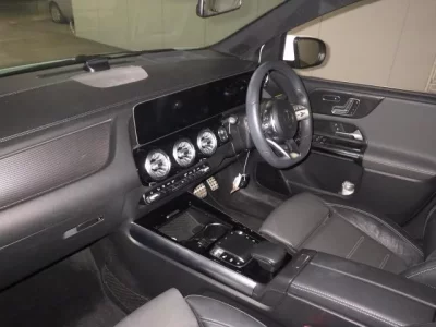 Mercedes-Benz B CLASS