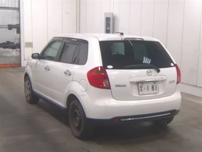 Mazda VERISA