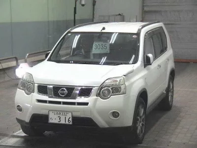 Nissan X-TRAIL