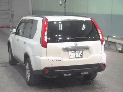 Nissan X-TRAIL