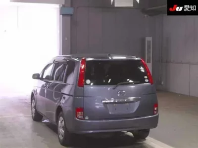 Toyota ISIS