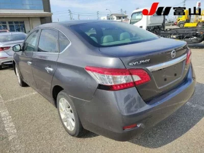 Nissan SYLPHY