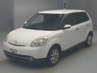 Mazda VERISA