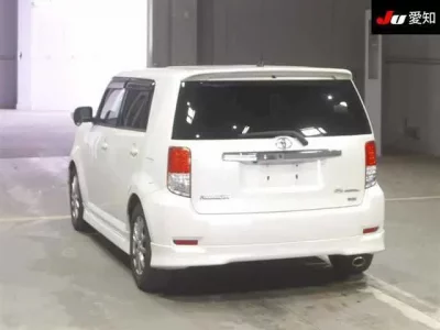 Toyota COROLLA RUMION