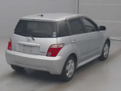 Toyota IST