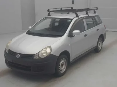 Nissan AD