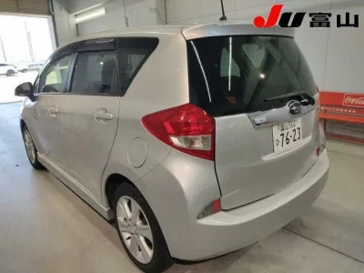 Subaru TREZIA