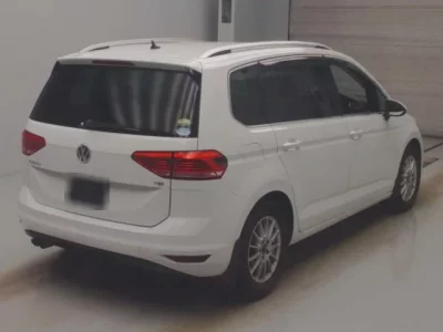 Volkswagen GOLF TOURAN