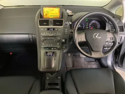 Lexus HS