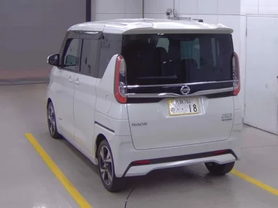 Nissan ROOX