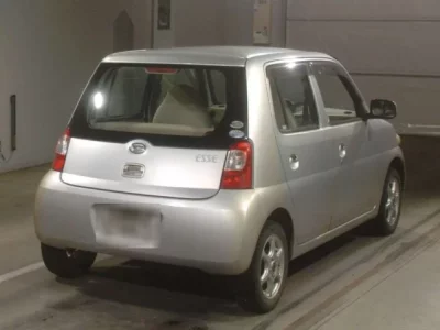 Daihatsu Esse